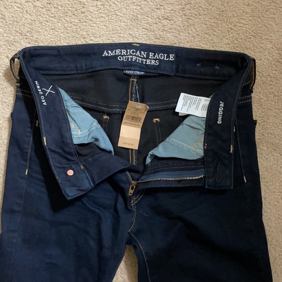 American Eagle Super Stretch Jeans - Picture 4 of 4